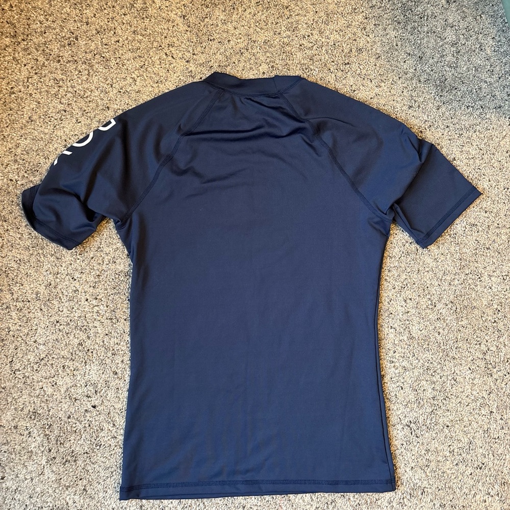 NWOT Roxy Rash Guard UPF 50+ (M) - Picture 5 of 5